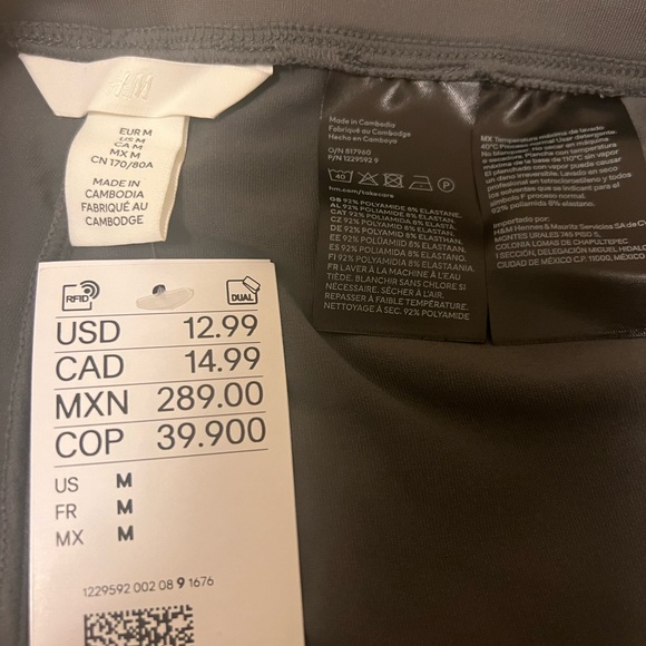 H&M Jersey Shorts - Picture 2 of 2